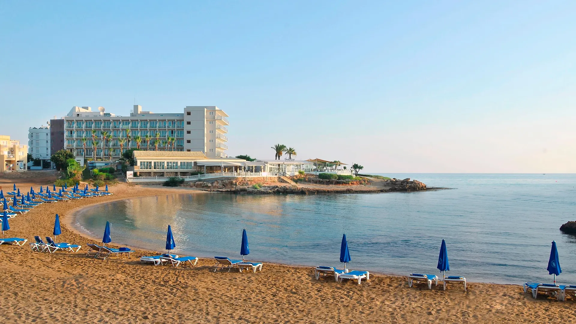 Pernera Beach Hotel Protaras 4*,