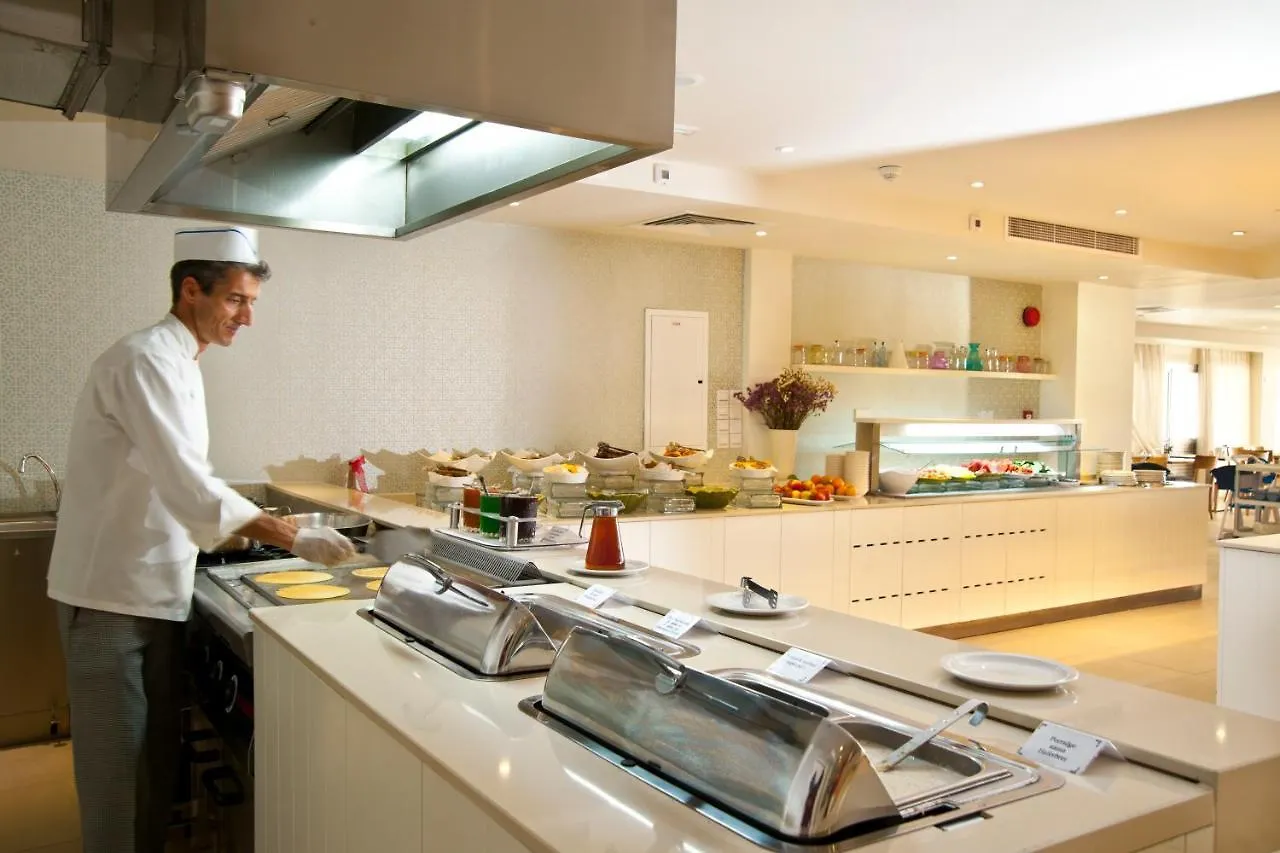 Pernera Beach Hotel Protaras 4*,