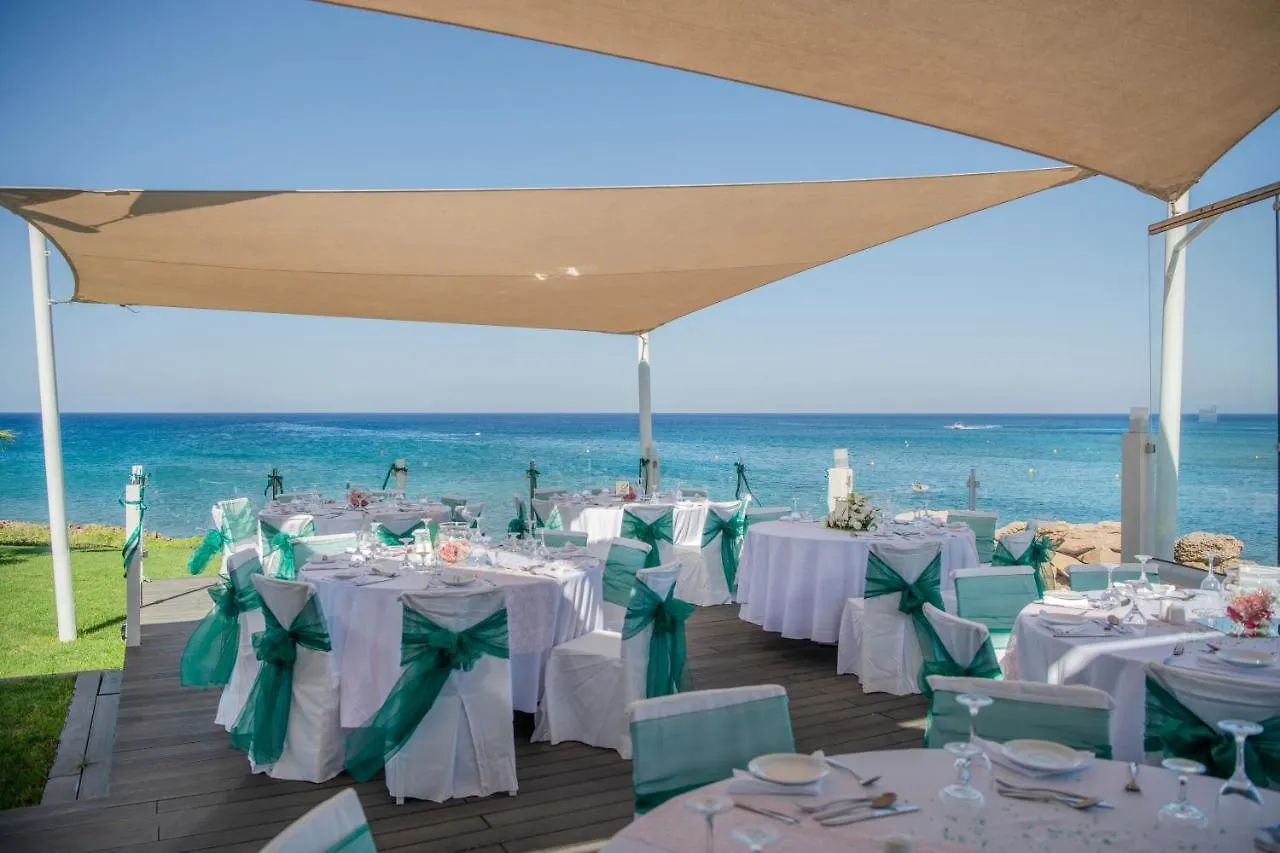 Pernera Beach Hotel Protaras 4*,